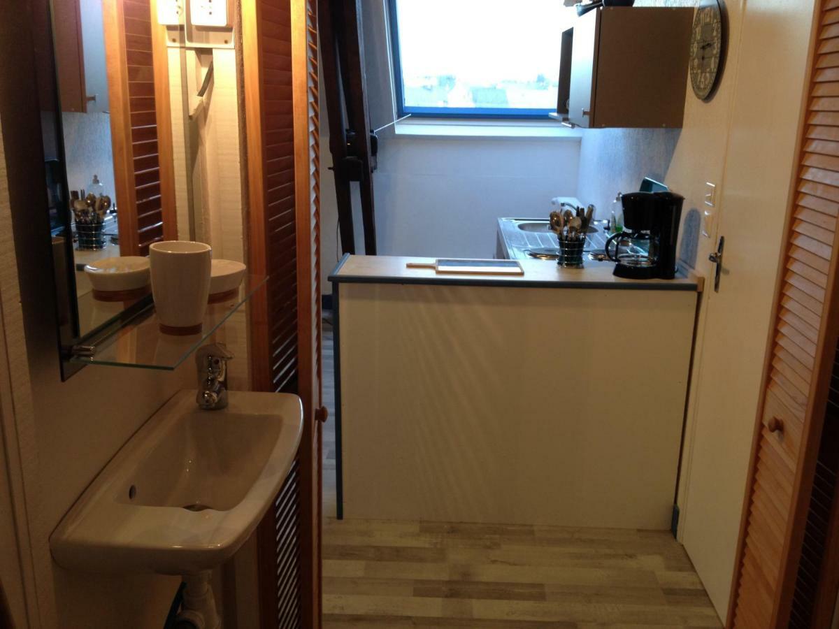 Studio Meuble Jacynthe Proche Le Havre - Etretat - Honfleur Saint-Romain-de-Colbosc Екстериор снимка