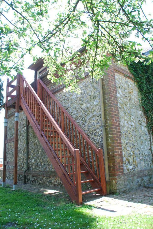 Studio Meuble Jacynthe Proche Le Havre - Etretat - Honfleur Saint-Romain-de-Colbosc Екстериор снимка